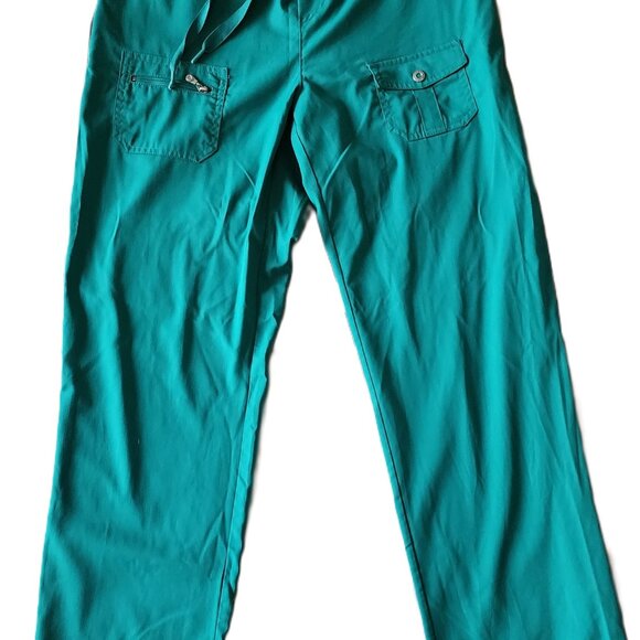 Scrub Set for Women - Curved V-Neck Scrub Top & Tapered Drawstring - Picture 4 of 5